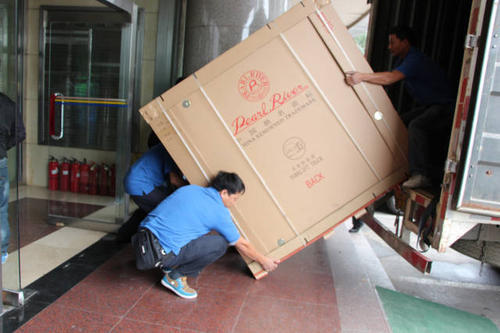 金东钢琴贵重工艺品无忧运